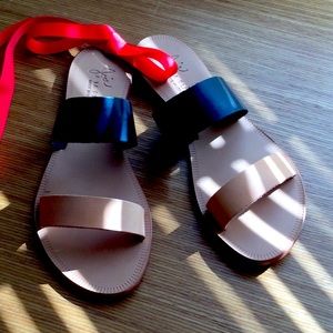 Joie a la plage Sandals.  Black & Tan .  Size 39.